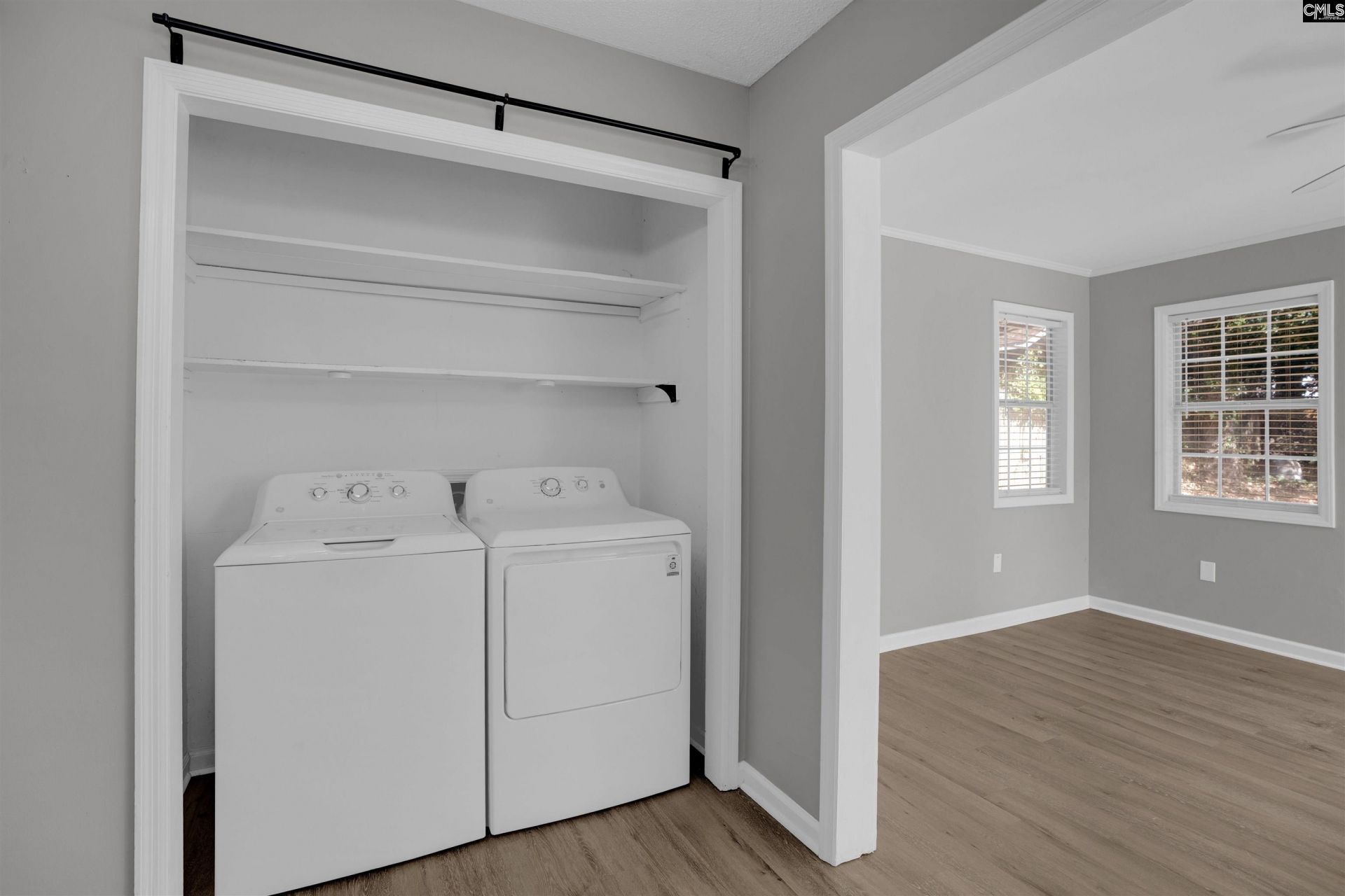 1131 Chadford Road Photo 17
