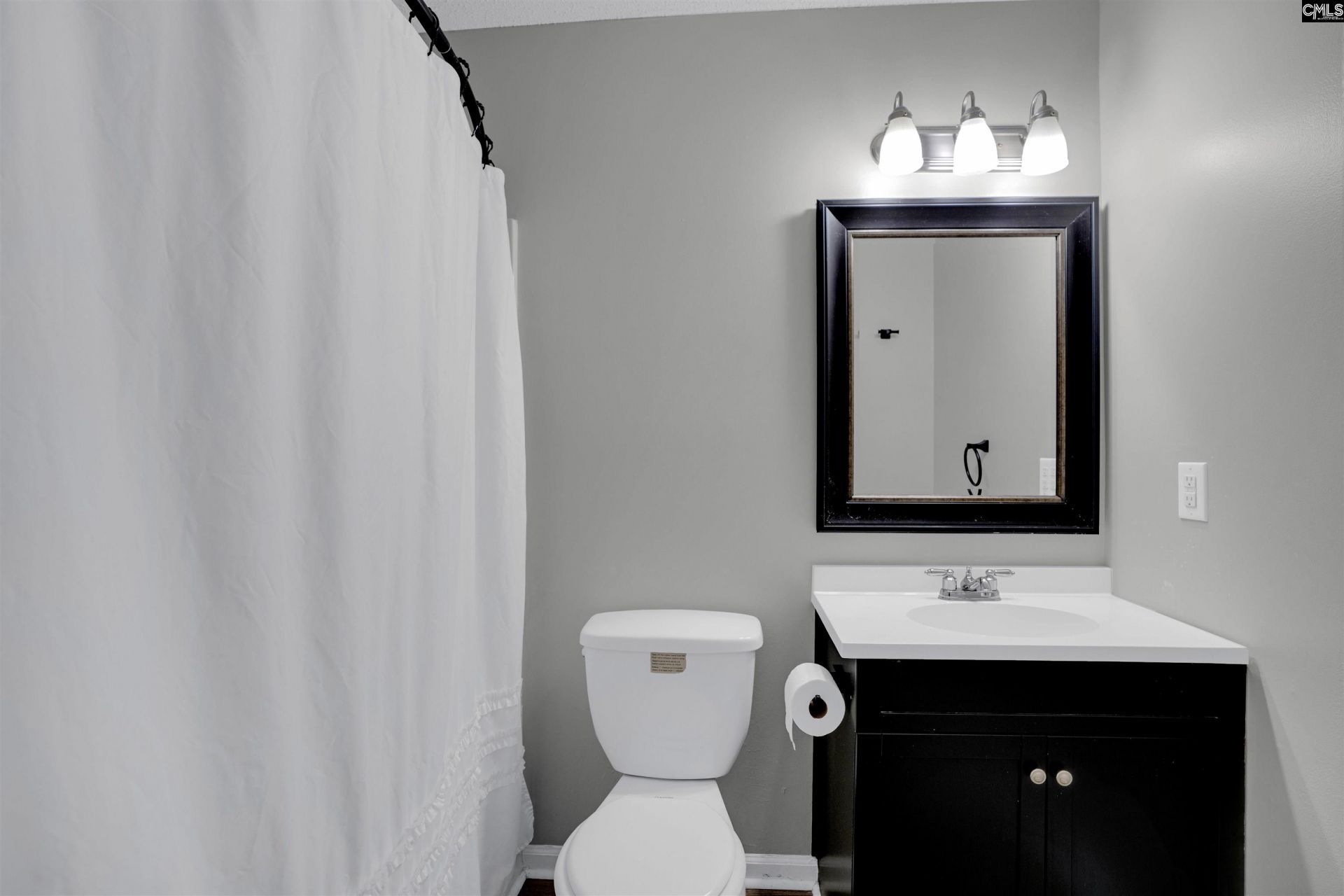 1131 Chadford Road Photo 26