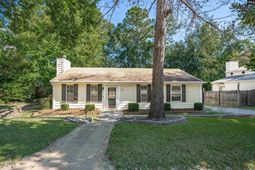 1131 Chadford Road photo 4