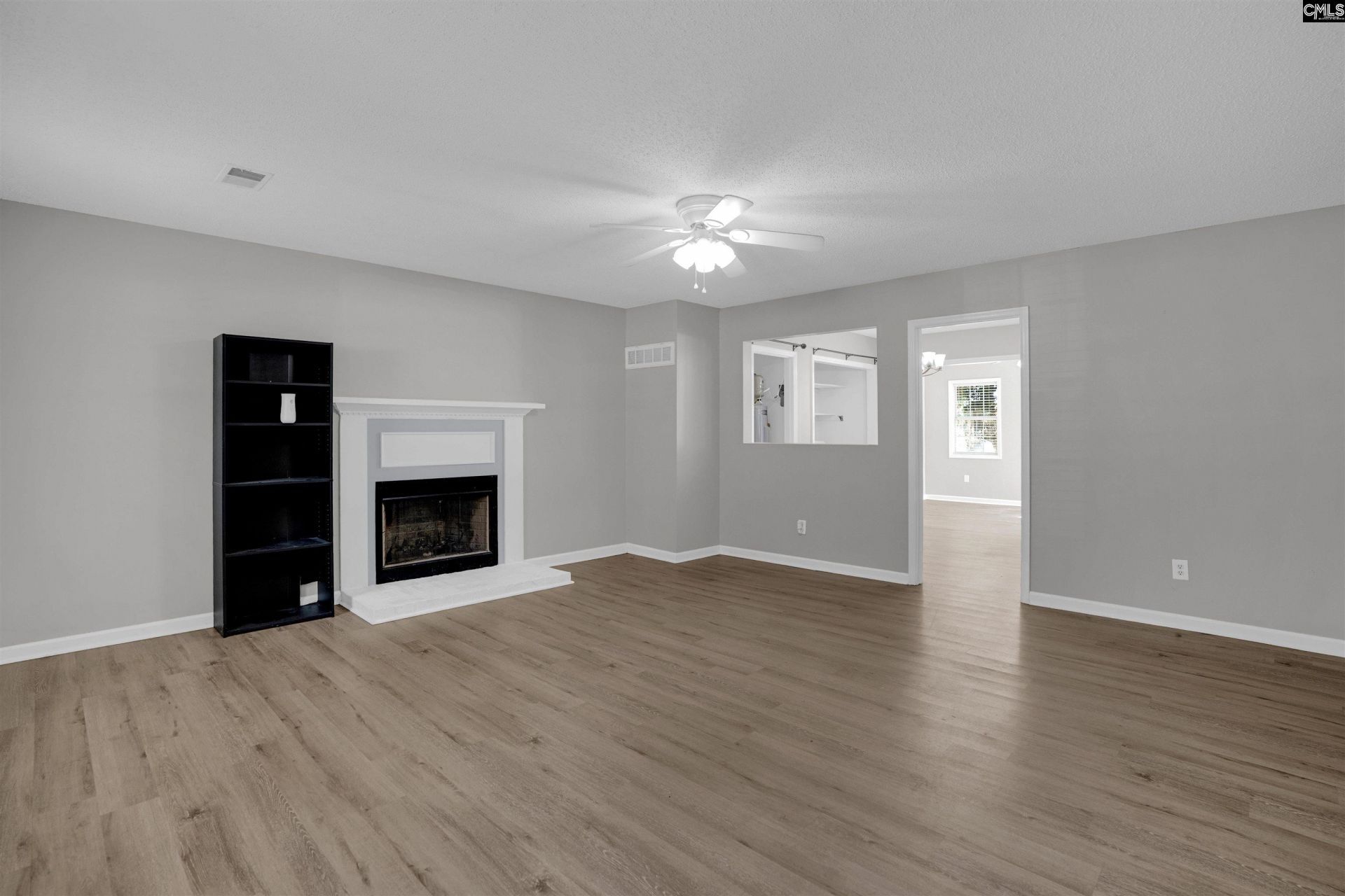 1131 Chadford Road Photo 6