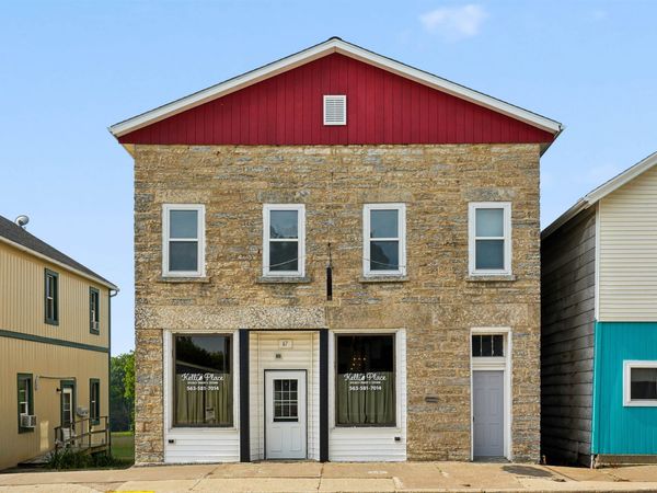 67 E Main Street, Benton, WI 53803