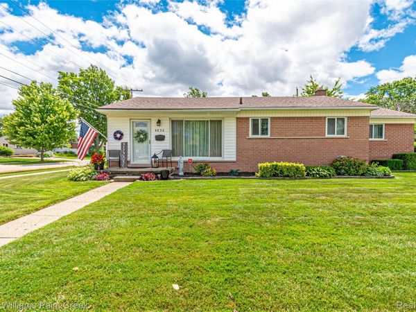 4830 Holmes Drive, Warren, Mi 48092