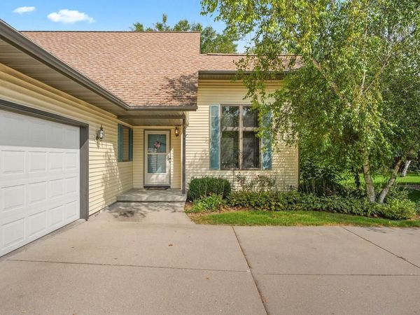 109 W Parkview Street, Cottage Grove, WI 53527