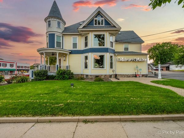 3402 W ELM Street , McHenry, IL 60050