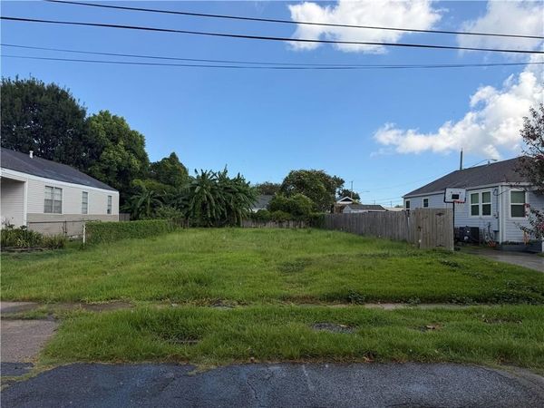 3005 DAQUIN Street , Jefferson, LA 70121