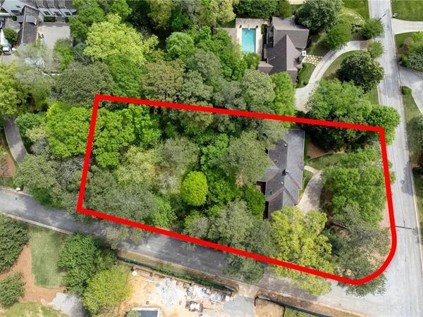 349 Pineland Road NW, Atlanta, GA 30342