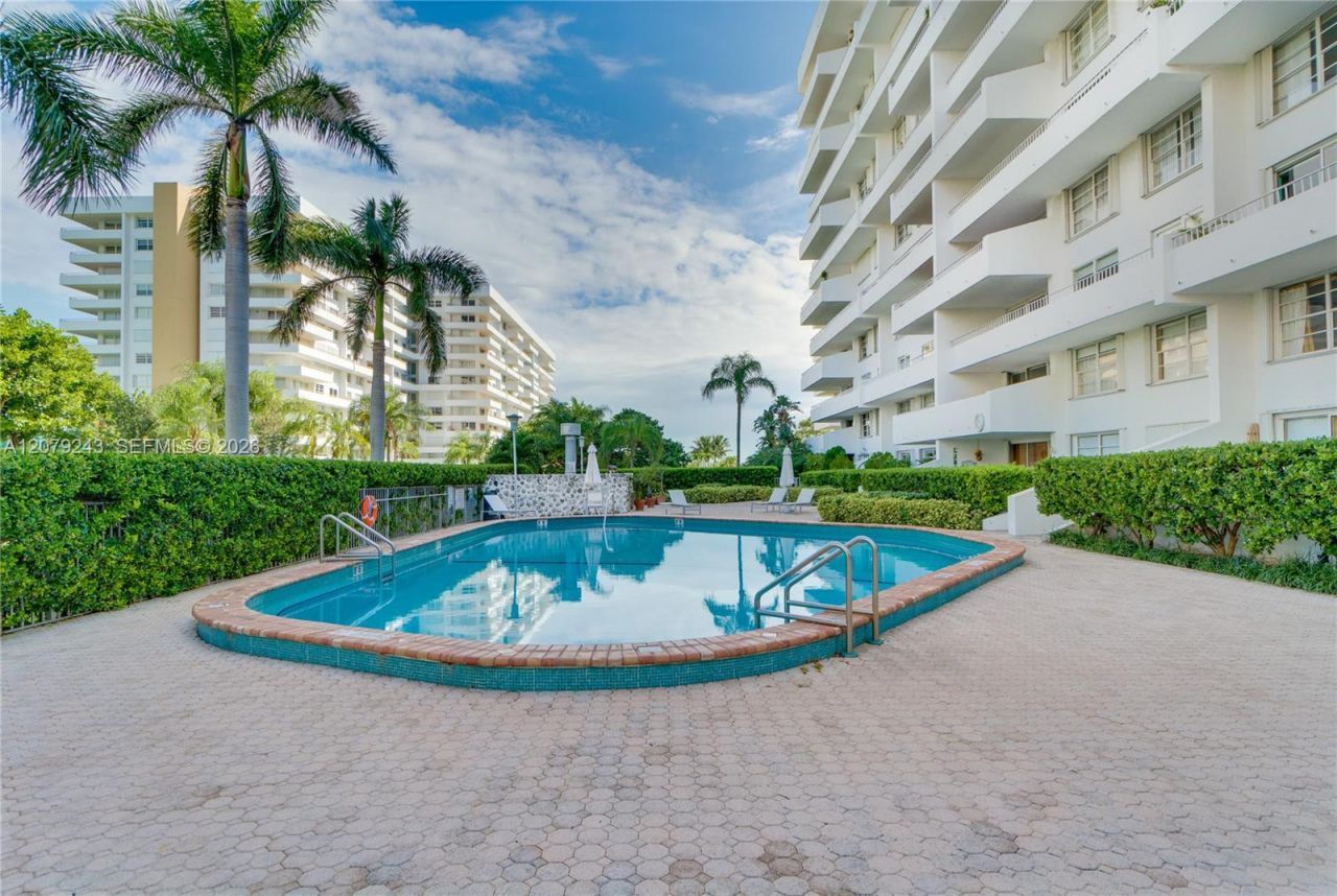 199 Ocean Lane Dr , Unit 206, Key Biscayne, FL 33149 Photo