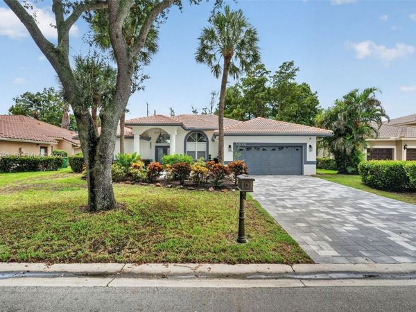 6640 NW 41st St , Coral Springs, FL 33067