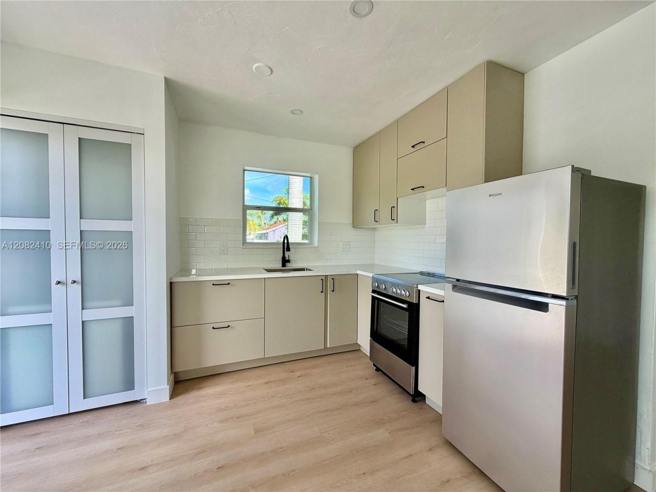 101 SW 4th Ave, Hallandale Beach, FL 33009 Photo