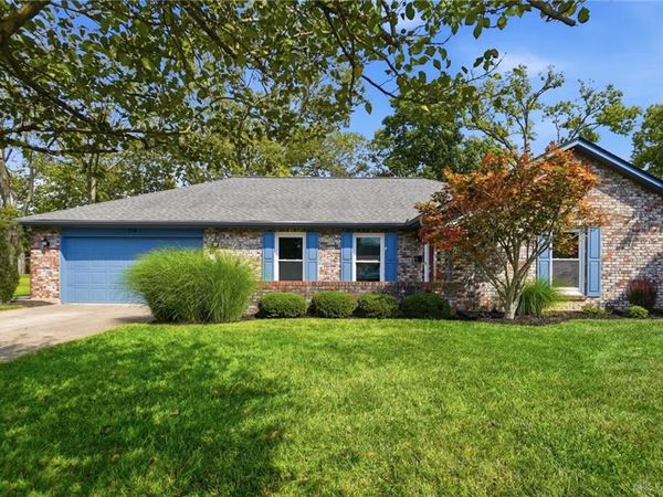 110 Fairway Drive, Springboro, OH 45066
