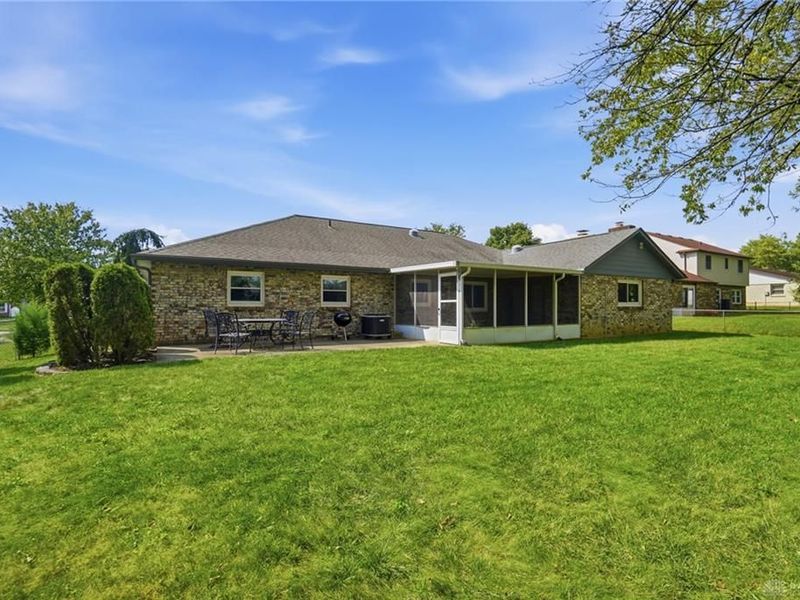 110 Fairway Drive, Springboro, OH 45066 Photo 6