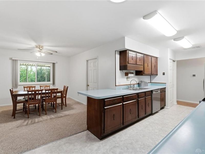 110 Fairway Drive, Springboro, OH 45066 Photo 8