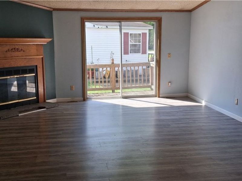 7278 Bennington Pike, Ravenna, OH 44266 Photo 2