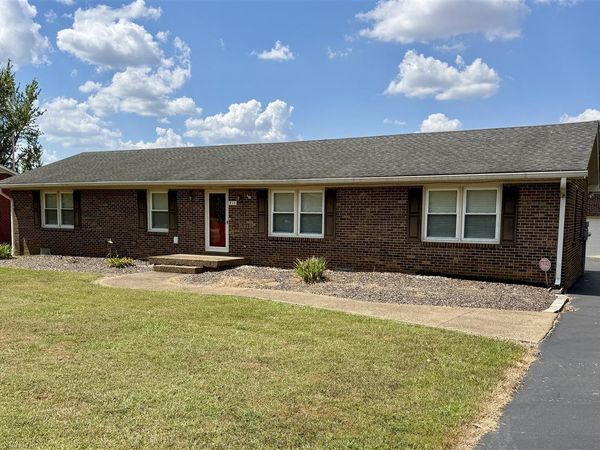 511 Bloomfield Drive , Franklin, KY 42134