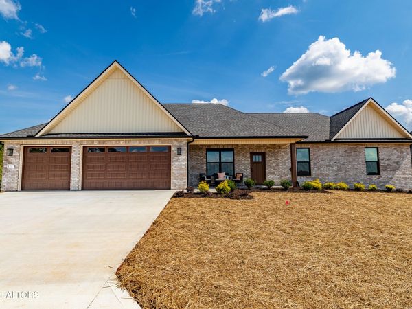 111 Burrstone Way, Maryville, TN 37803