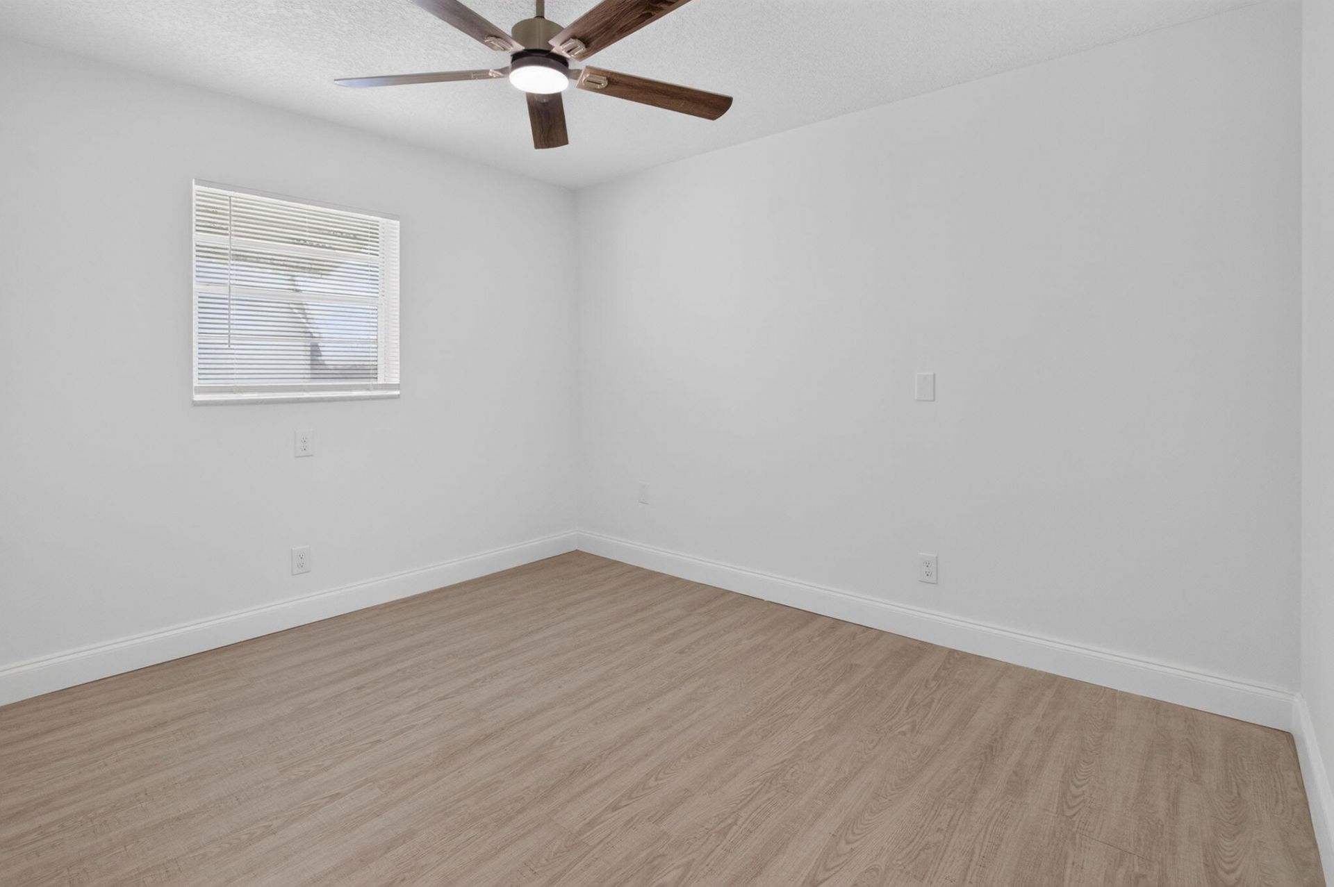 2080 SW 13th Way, Boynton Beach, FL 33426 Photo