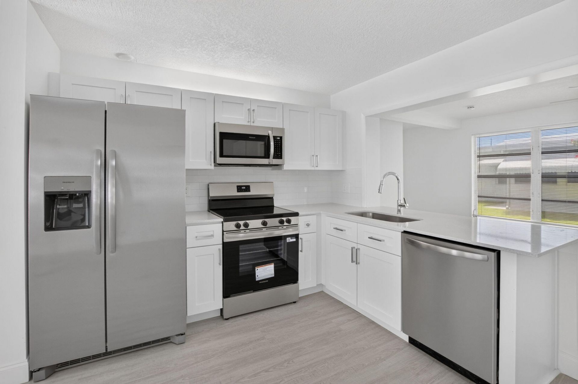 2080 SW 13th Way, Boynton Beach, FL 33426 Photo