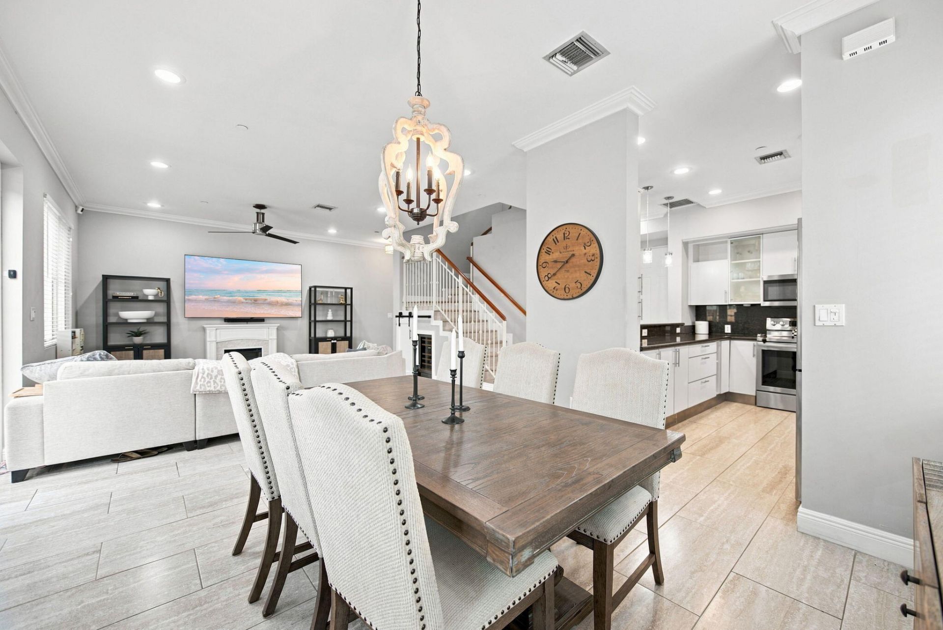 633 NE 11th Avenue, Fort Lauderdale, FL 33304 Photo