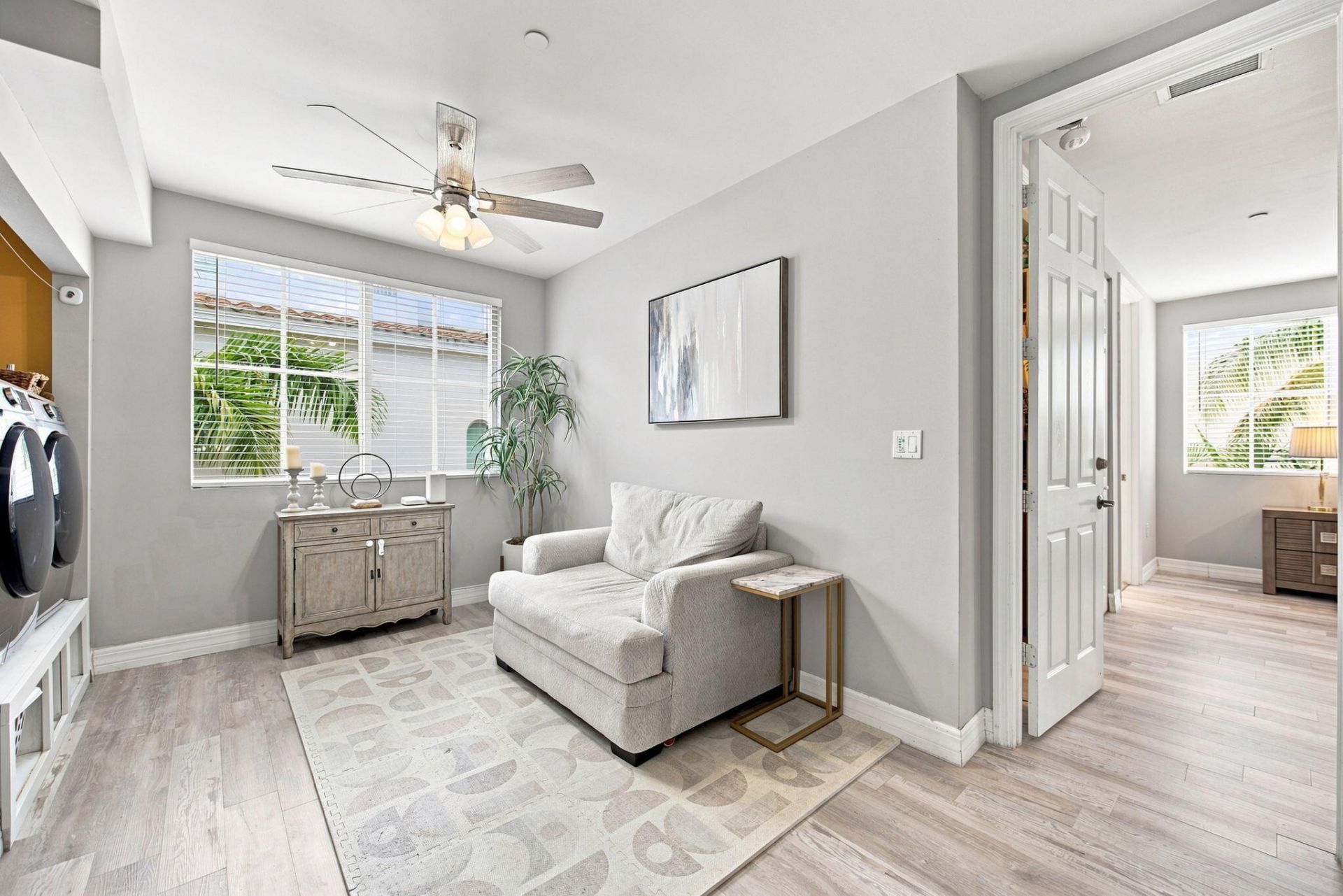 633 NE 11th Avenue, Fort Lauderdale, FL 33304 Photo
