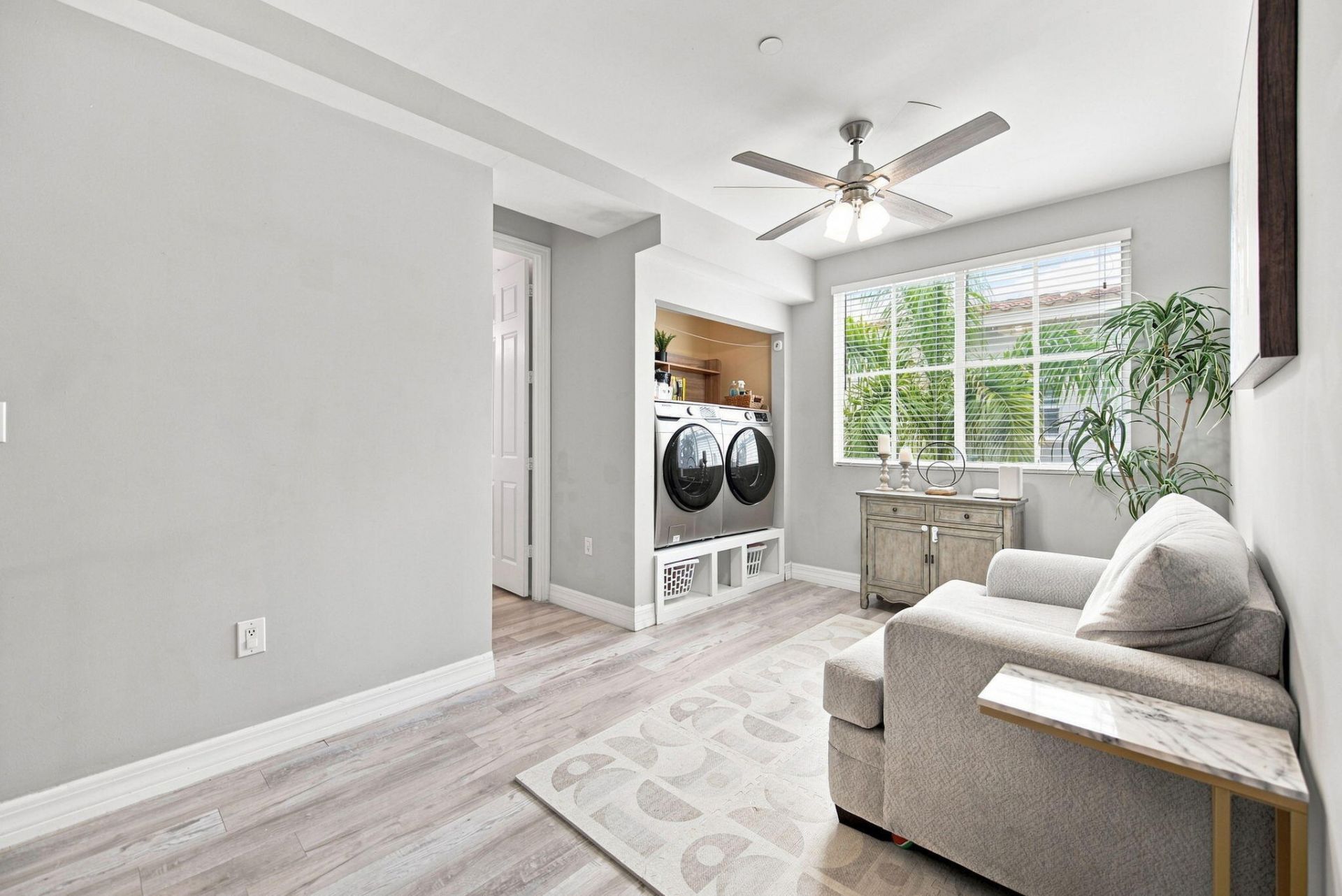 633 NE 11th Avenue, Fort Lauderdale, FL 33304 Photo