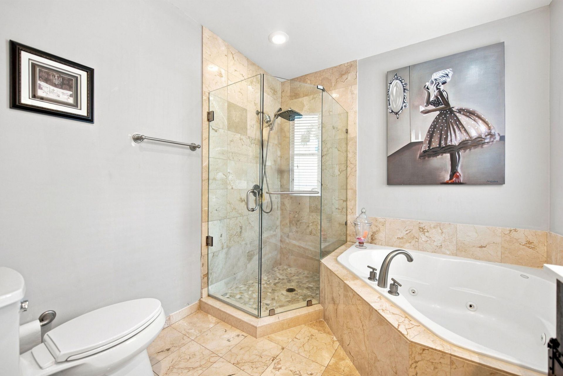 633 NE 11th Avenue, Fort Lauderdale, FL 33304 Photo