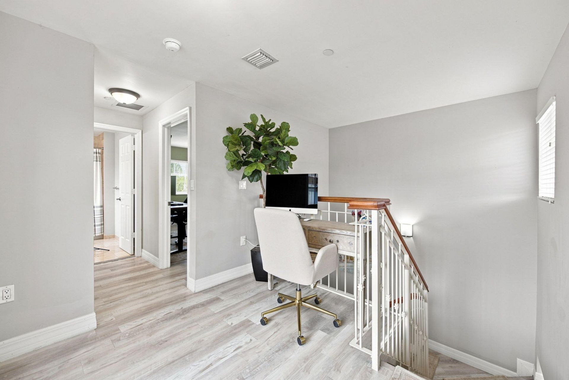 633 NE 11th Avenue, Fort Lauderdale, FL 33304 Photo