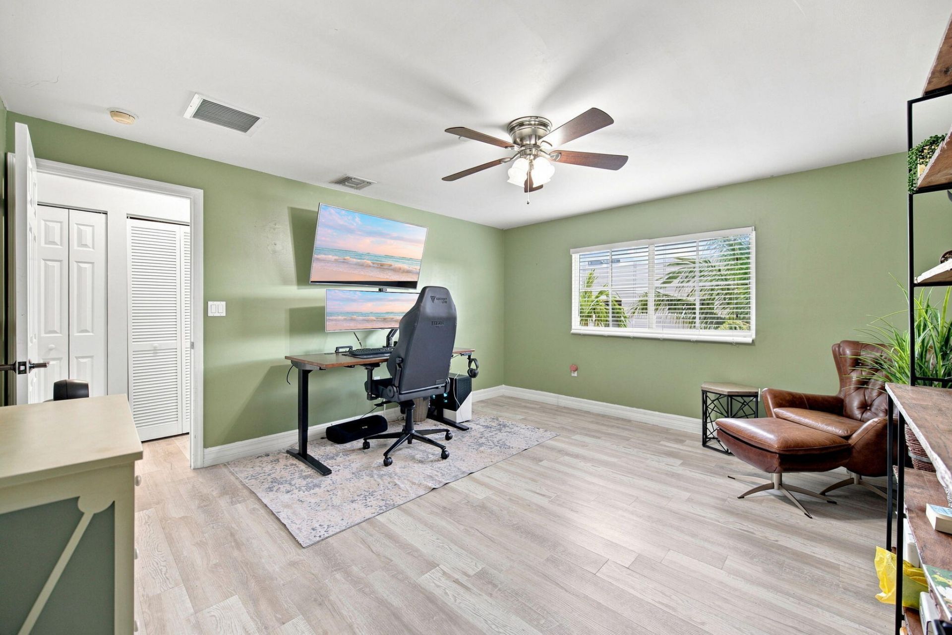 633 NE 11th Avenue, Fort Lauderdale, FL 33304 Photo