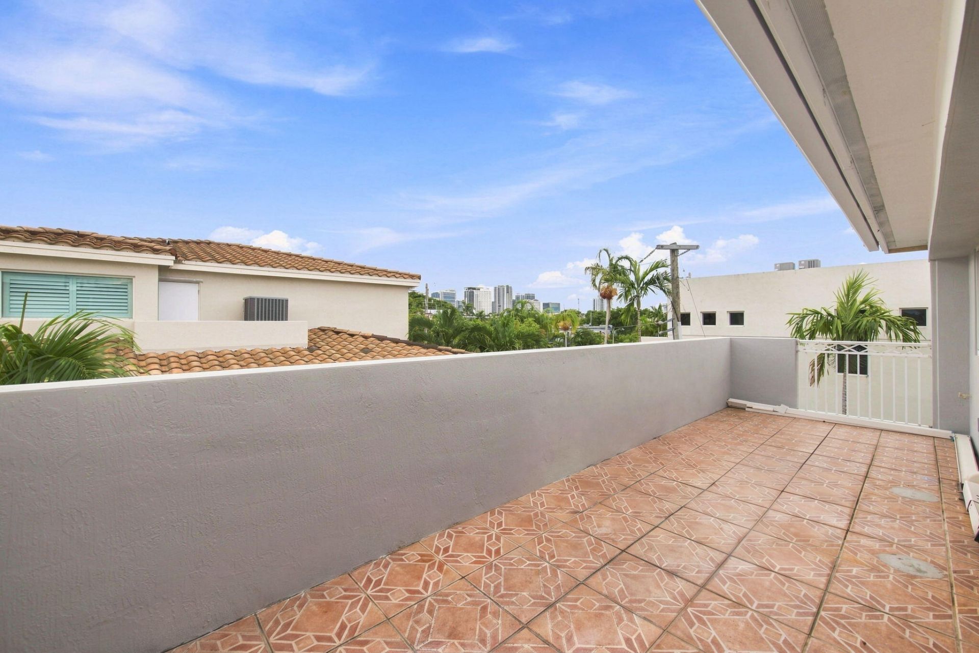 633 NE 11th Avenue, Fort Lauderdale, FL 33304 Photo