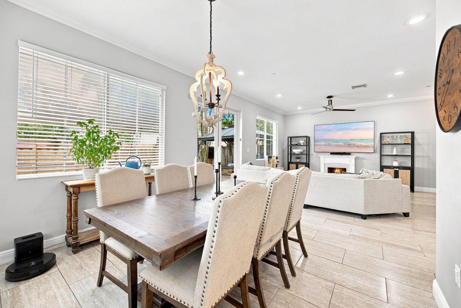 633 NE 11th Avenue, Fort Lauderdale, FL 33304 Photo