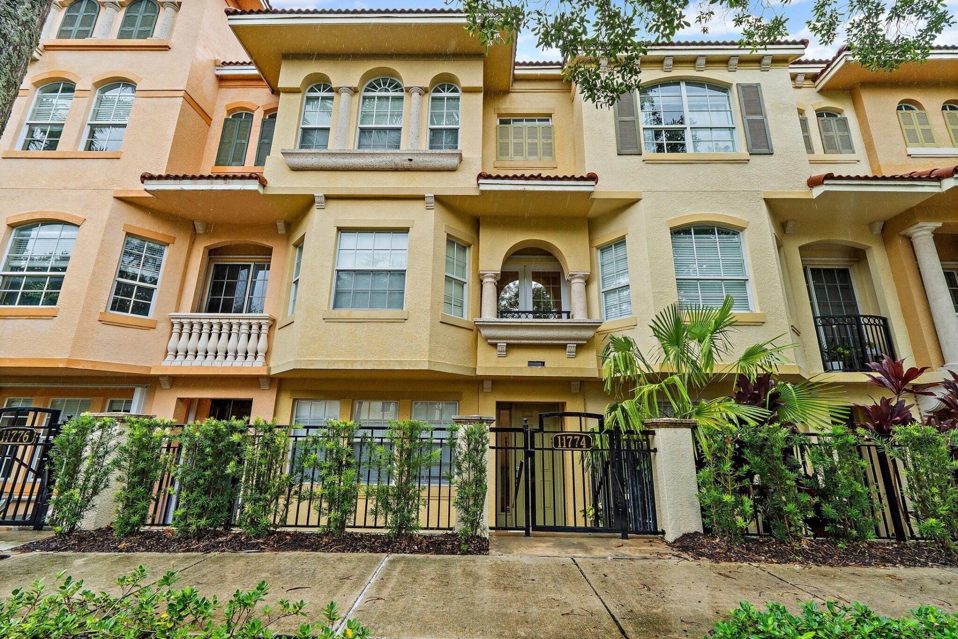 11774 Valencia Gardens Avenue, Palm Beach Gardens, FL 33410 Photo