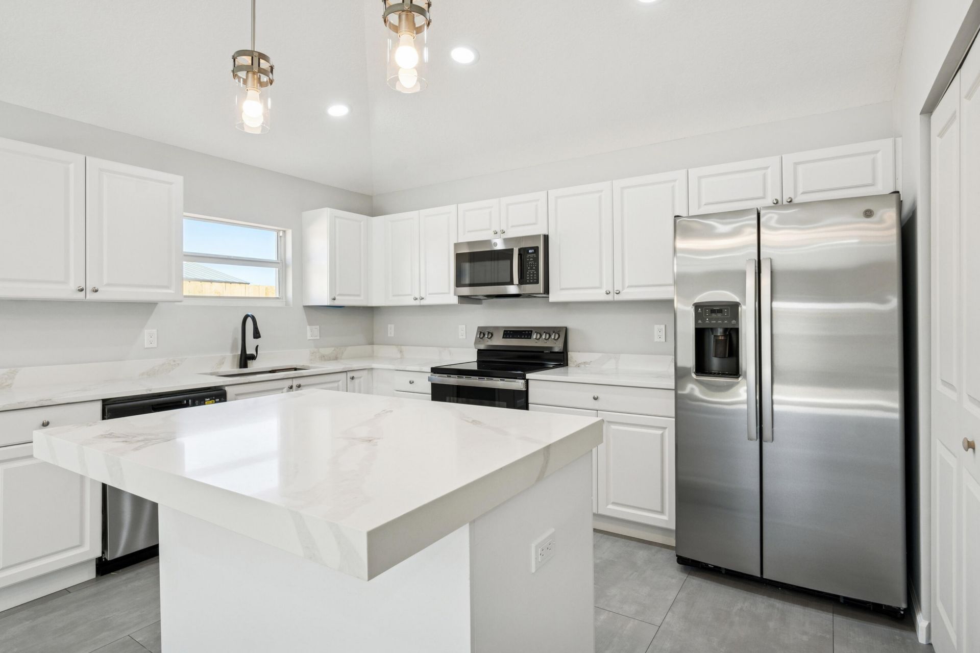 5232 SE 55th Terrace, Stuart, FL 34997 Photo