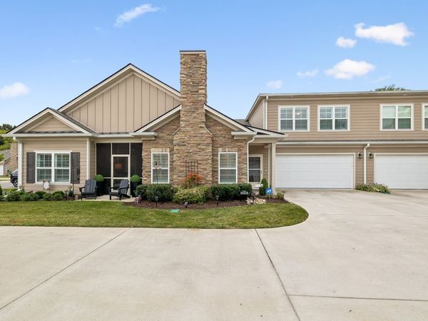2538 Stonecenter Ln, Murfreesboro, TN 37128