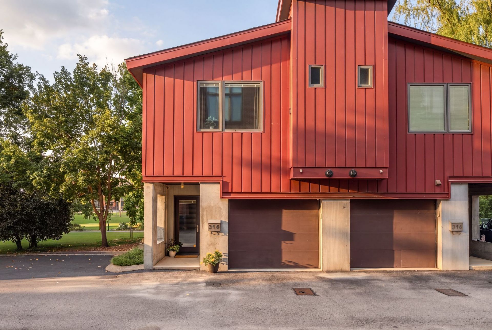 318 Van Buren St, Nashville, TN 37208 Main Photo