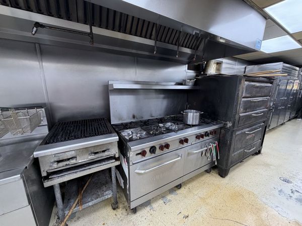 9999 Confidential Avenue , Franklin Park, IL 60131