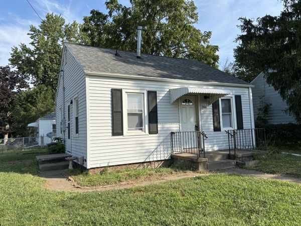 3166 Mc Kinley Avenue , Davenport, IA 52802