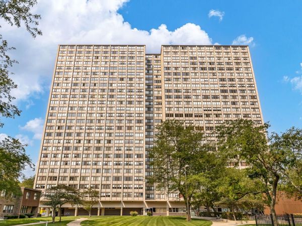 4850 S Lake Park Avenue , Unit 2109B, Chicago, IL 60615