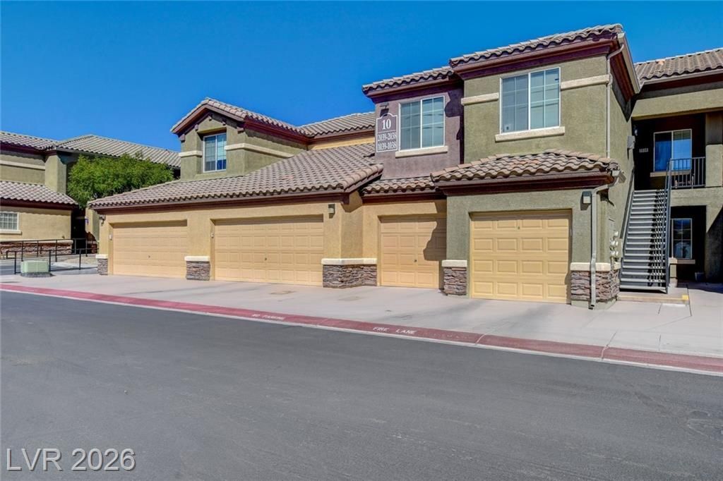 6868 Sky Pointe Drive, Unit 1038, Las Vegas, NV 89131 Main Photo
