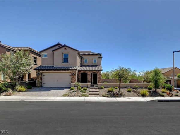 460 Trevinca Street, Las Vegas, NV 89138