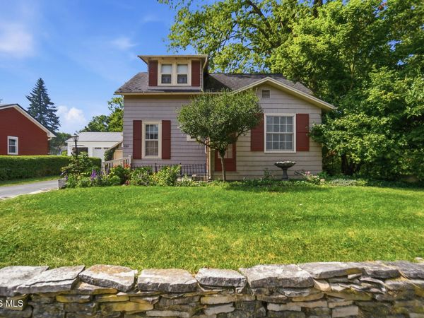 325 W Elm Street, Bluffton, OH 45817
