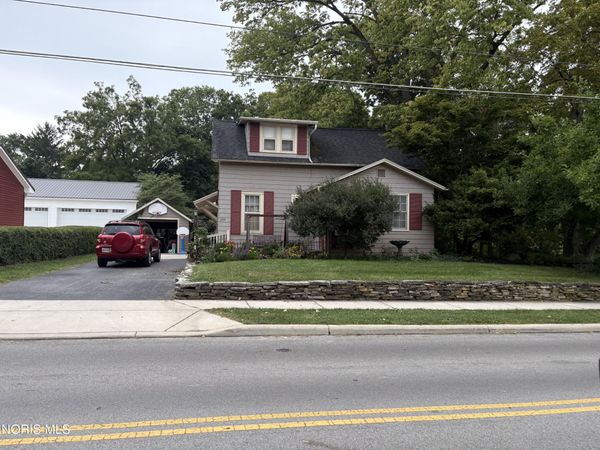 325 W Elm Street , Bluffton, OH 45817