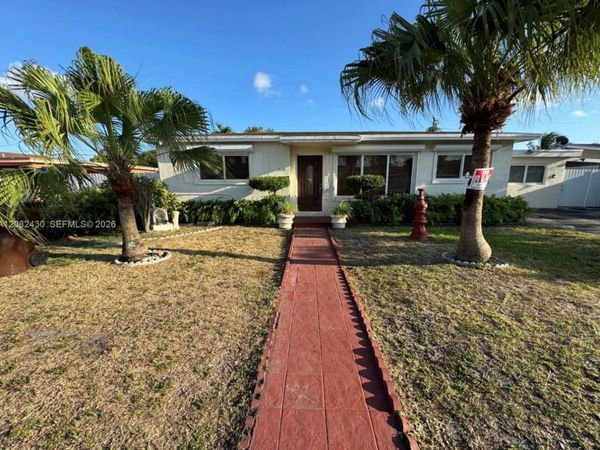 510 W 36th Pl , Hialeah, FL 33012