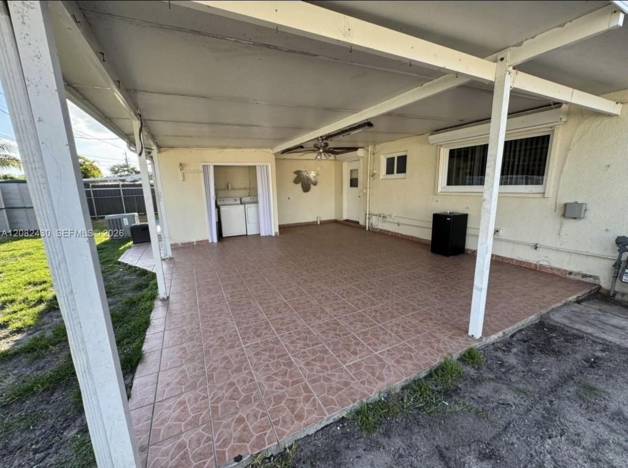 510 W 36th Pl , Hialeah, FL 33012 Photo