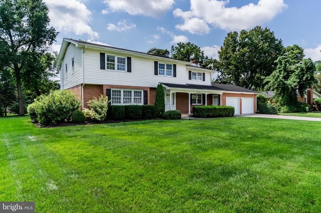 900 DREXEL HILLS BOULEVARD, NEW CUMBERLAND, PA 17070