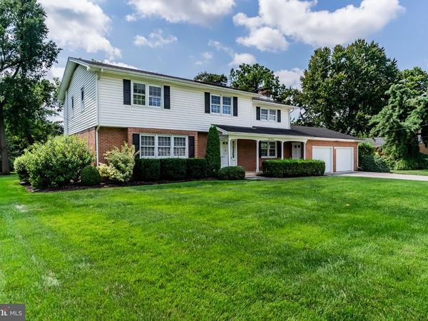 900 DREXEL HILLS BOULEVARD, NEW CUMBERLAND, PA 17070