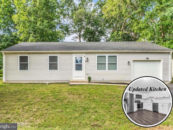 219 TULIP STREET , BROWNS MILLS, NJ 08015