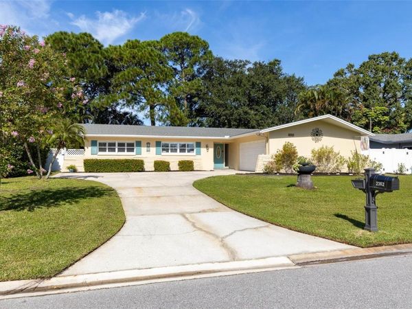 2362 MANGRUM DR, DUNEDIN, FL 34698