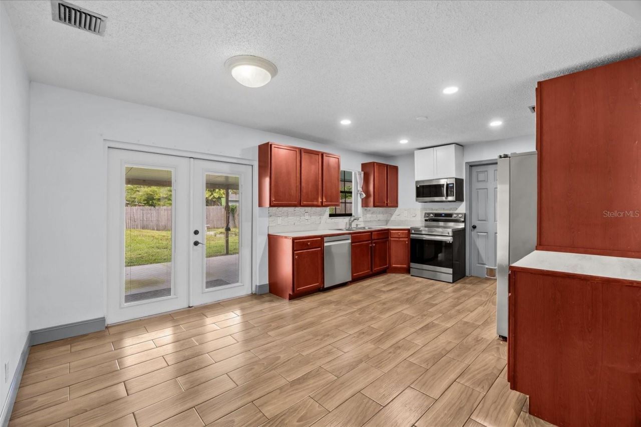 5679 SE Indigo Avenue, Stuart, FL 34997 Photo