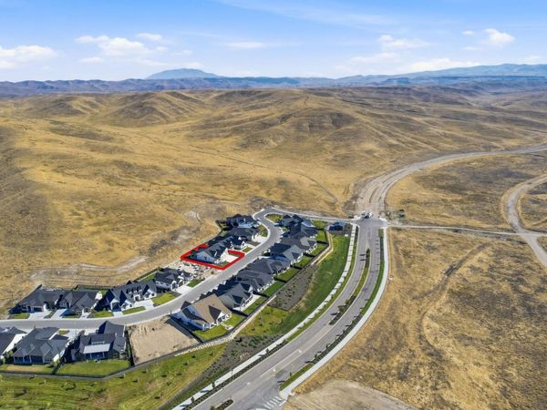 5394 W Haughburn Dr, Eagle, ID 83616