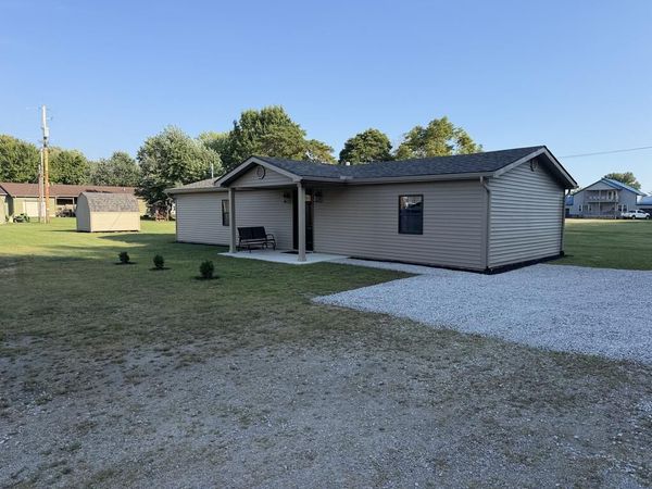 13225 St. Rt. 220, Waverly, OH 45690