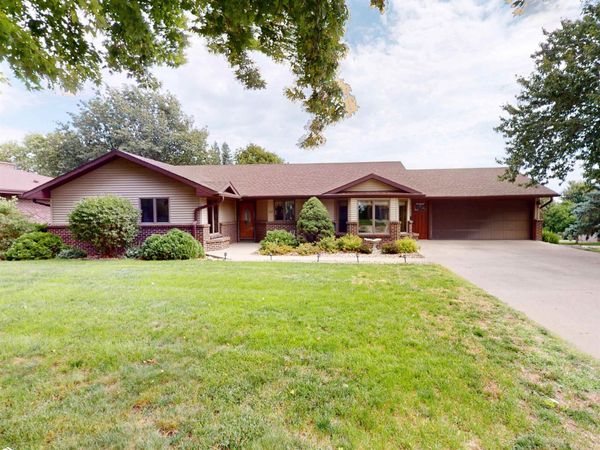 1113 Valley View Drive, Ida Grove, IA 51445